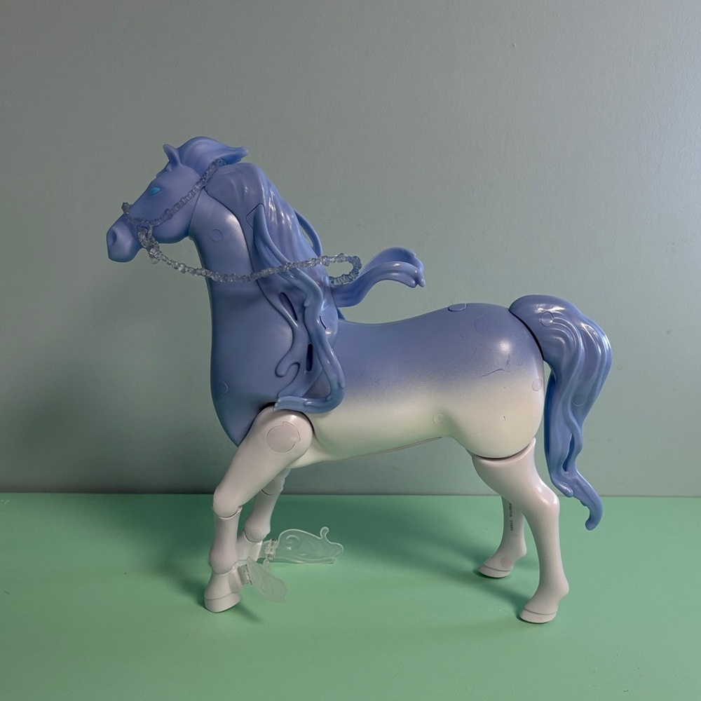 Disney Frozen 2 Elsa Horse Nokk, Horse Swims and Walks, Kids Interactive Horse
